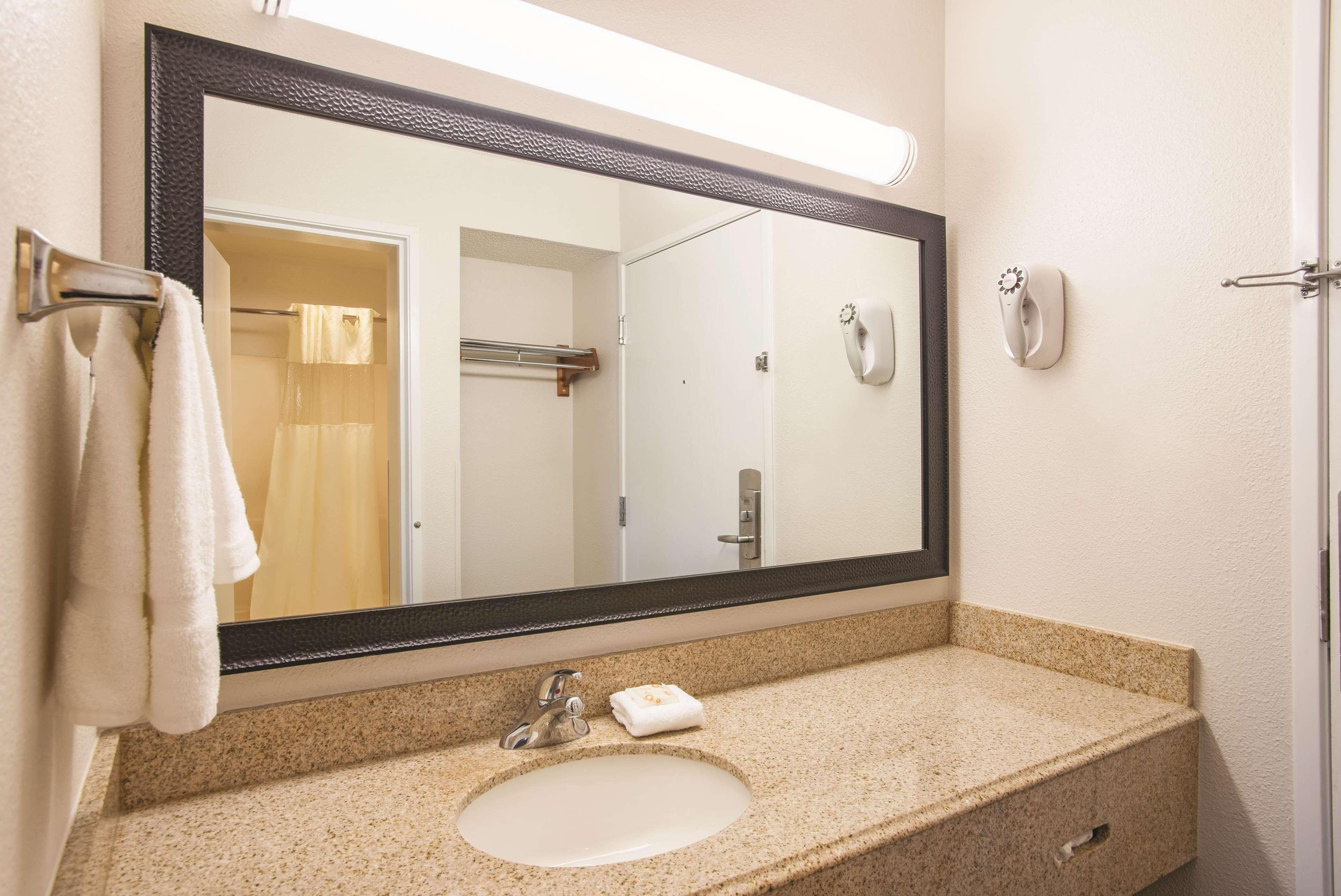 La Quinta By Wyndham Baton Rouge Siegen Lane Ξενοδοχείο Εξωτερικό φωτογραφία